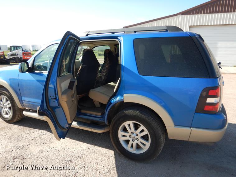 image for item DG5799 2010 Ford Explorer Eddie Bauer SUV