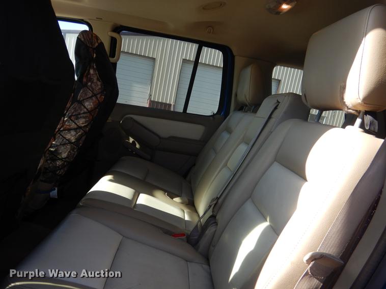 image for item DG5799 2010 Ford Explorer Eddie Bauer SUV