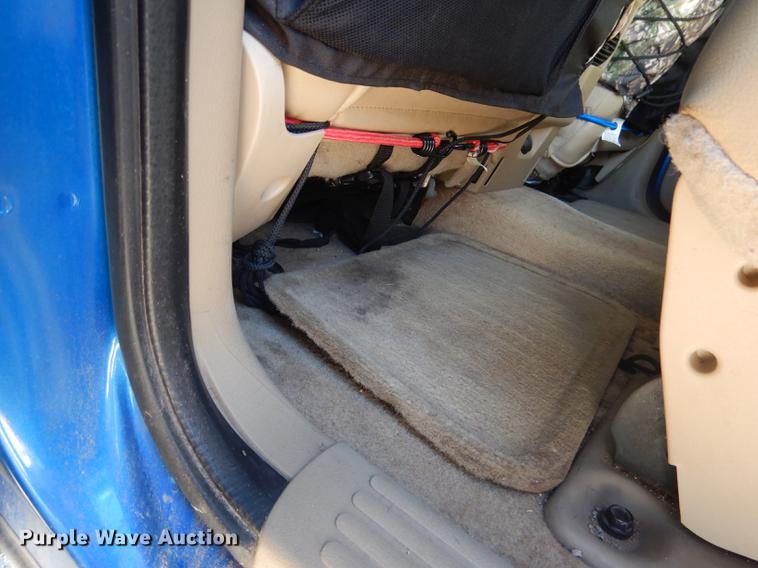 image for item DG5799 2010 Ford Explorer Eddie Bauer SUV