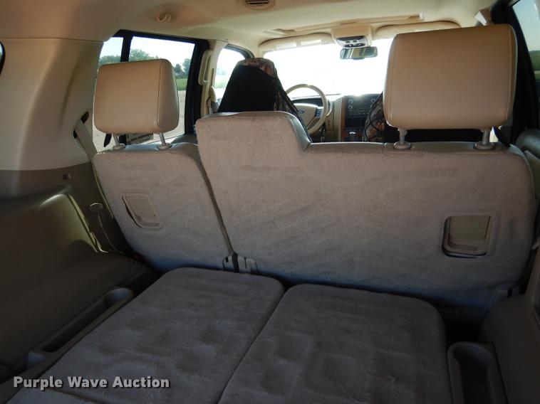 image for item DG5799 2010 Ford Explorer Eddie Bauer SUV