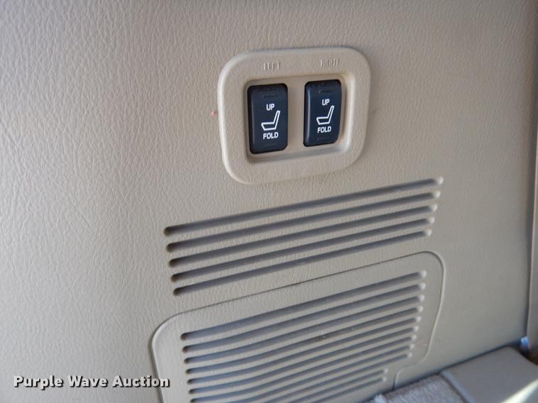 image for item DG5799 2010 Ford Explorer Eddie Bauer SUV