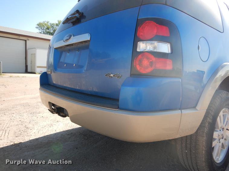 image for item DG5799 2010 Ford Explorer Eddie Bauer SUV
