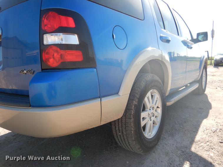 image for item DG5799 2010 Ford Explorer Eddie Bauer SUV