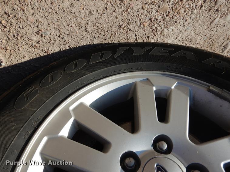 image for item DG5799 2010 Ford Explorer Eddie Bauer SUV