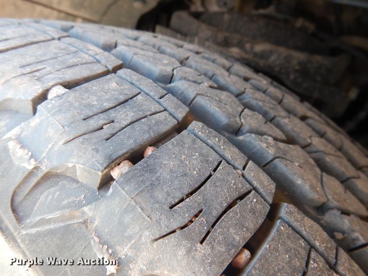 image for item DG5799 2010 Ford Explorer Eddie Bauer SUV