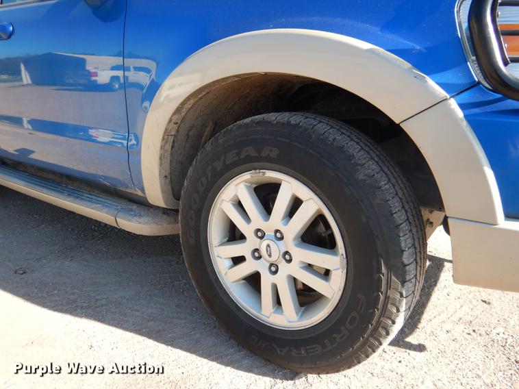 image for item DG5799 2010 Ford Explorer Eddie Bauer SUV