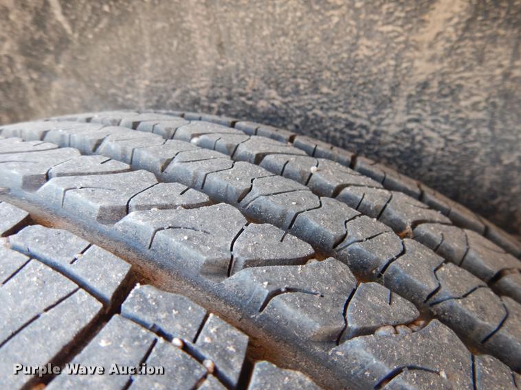 image for item DG5799 2010 Ford Explorer Eddie Bauer SUV