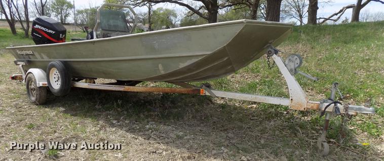 image for item DZ9681 1994 OMC Roughneck 1960H aluminum boat