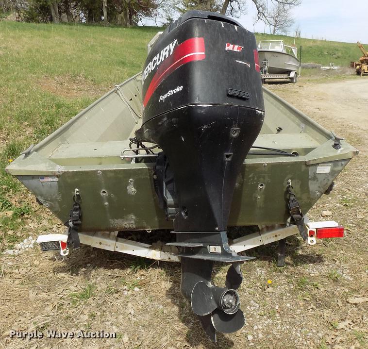 image for item DZ9681 1994 OMC Roughneck 1960H aluminum boat