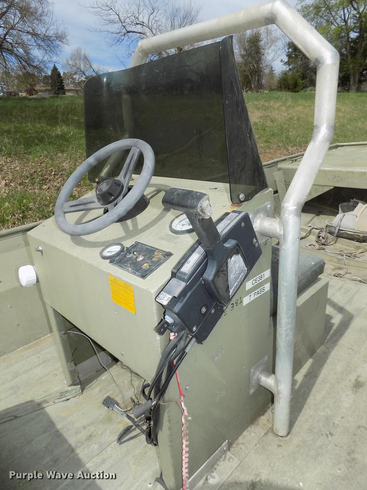 image for item DZ9681 1994 OMC Roughneck 1960H aluminum boat