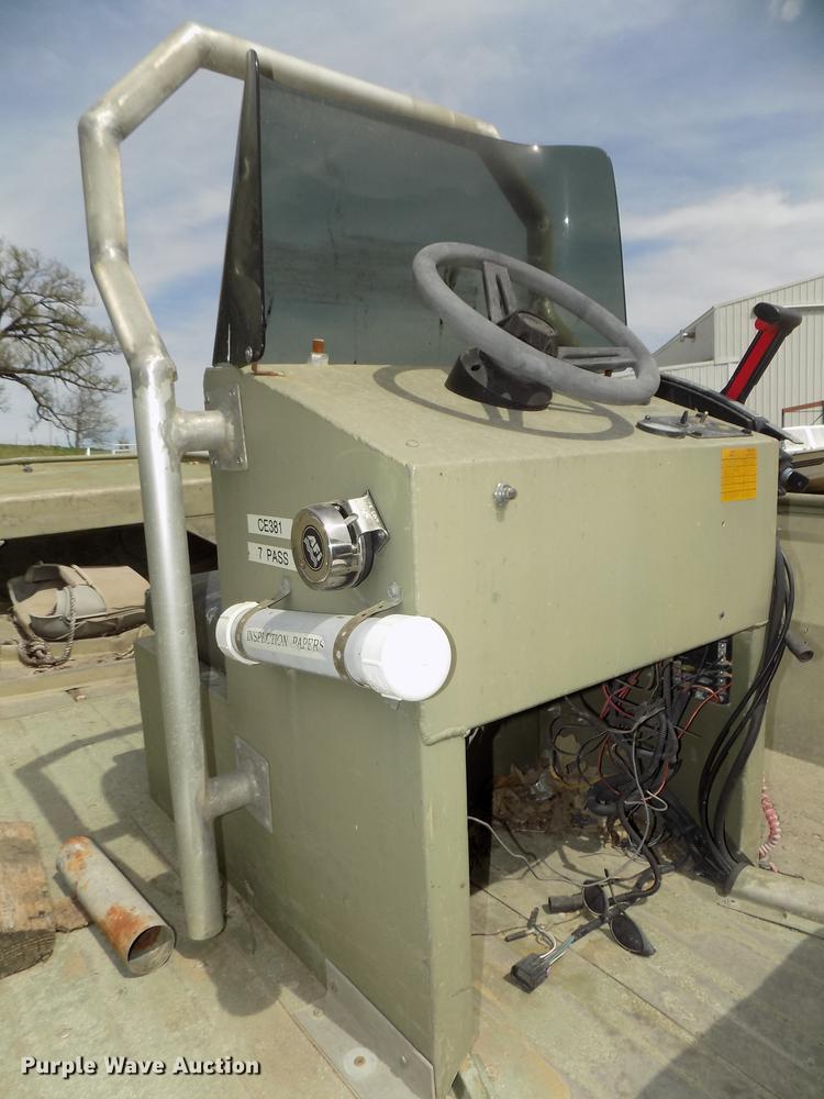 image for item DZ9681 1994 OMC Roughneck 1960H aluminum boat