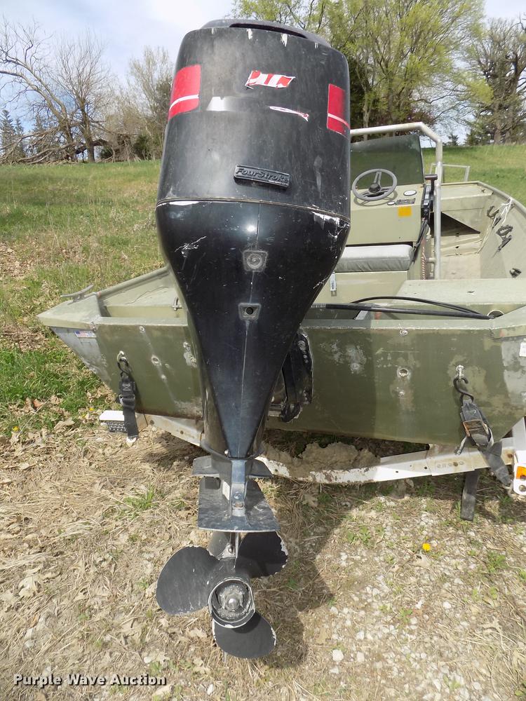 image for item DZ9681 1994 OMC Roughneck 1960H aluminum boat