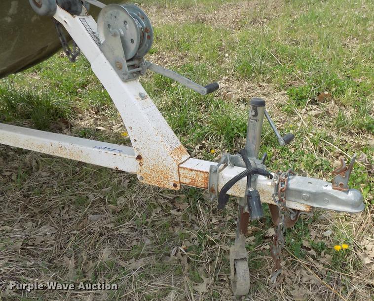 image for item DZ9681 1994 OMC Roughneck 1960H aluminum boat