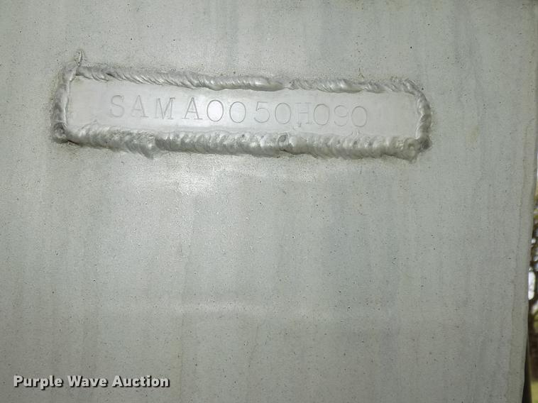 image for item DZ9682 2004 Seamark Kenosha boat