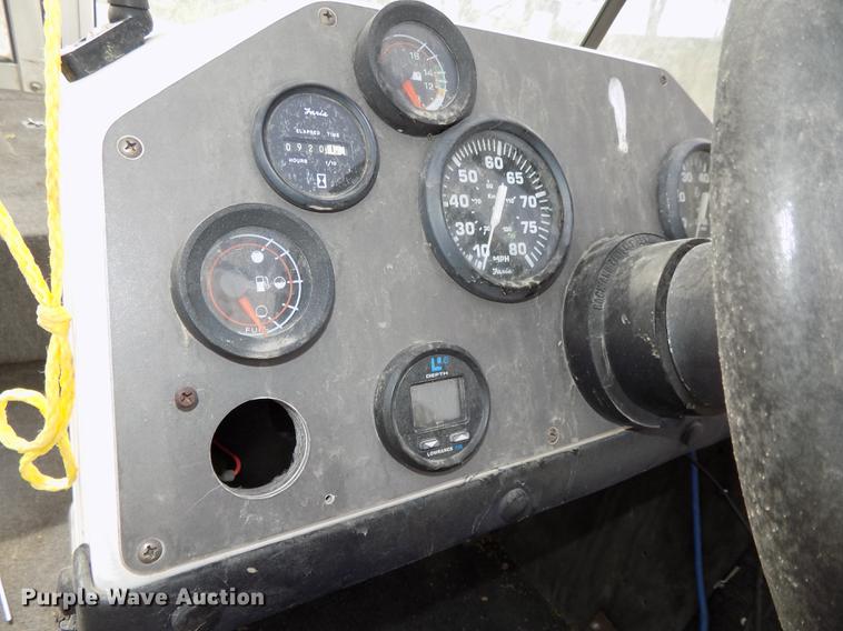 image for item DZ9683 1992 Ranger boat