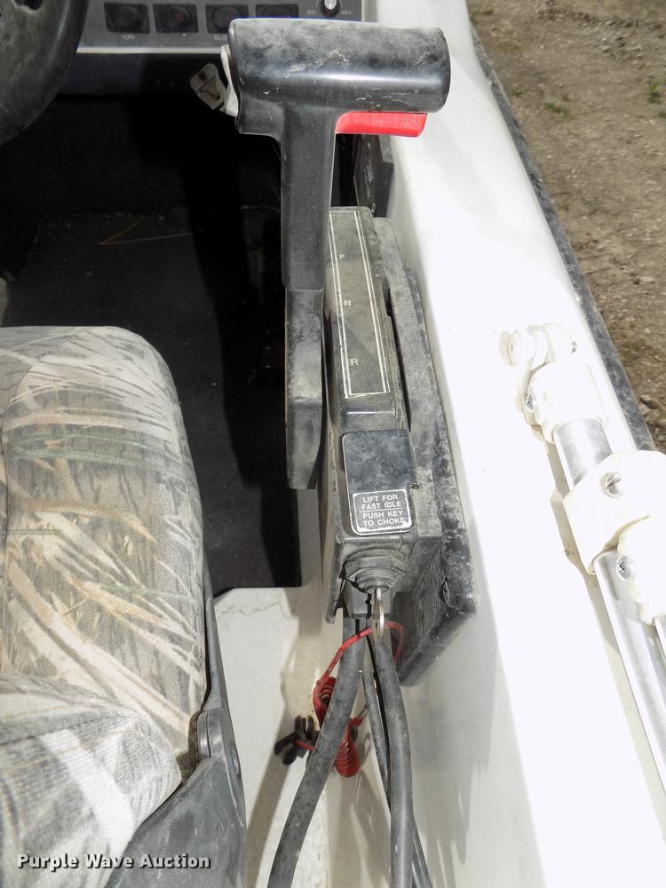 image for item DZ9683 1992 Ranger boat