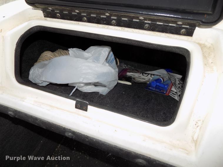 image for item DZ9683 1992 Ranger boat