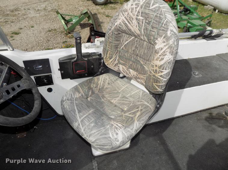 image for item DZ9683 1992 Ranger boat