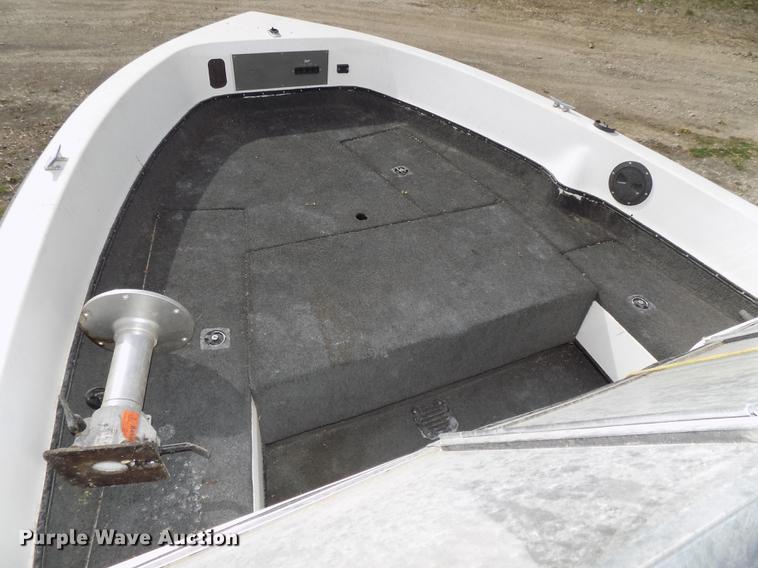 image for item DZ9683 1992 Ranger boat