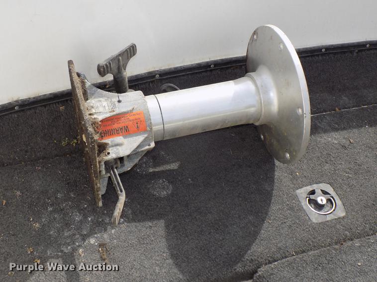 image for item DZ9683 1992 Ranger boat