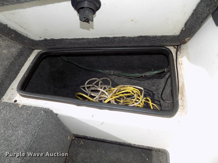 image for item DZ9683 1992 Ranger boat