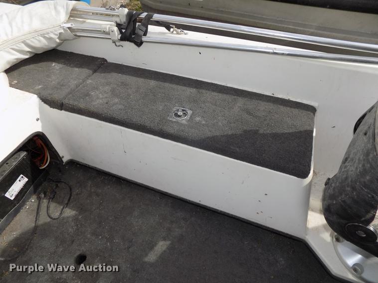 image for item DZ9683 1992 Ranger boat