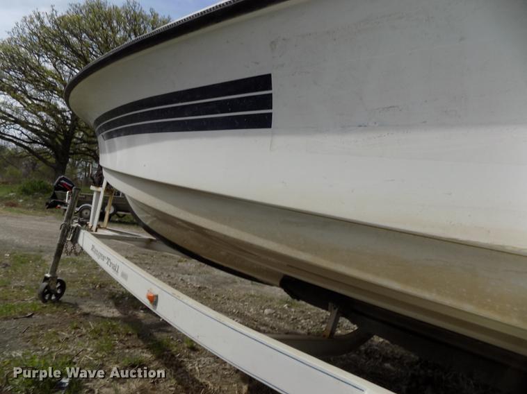 image for item DZ9683 1992 Ranger boat