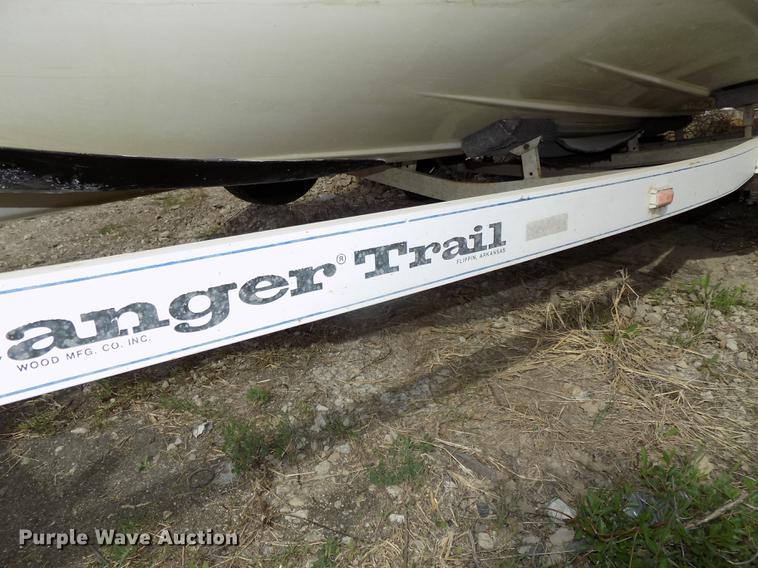 image for item DZ9683 1992 Ranger boat