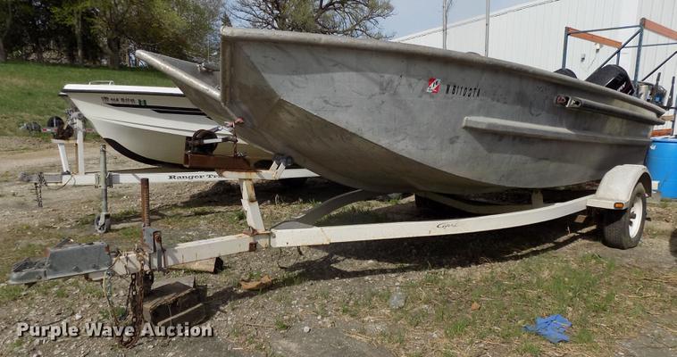 image for item DZ9684 1993 Munson WP boat