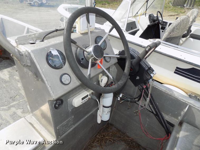 image for item DZ9684 1993 Munson WP boat