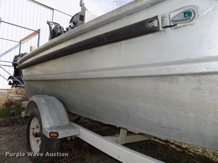 image for item DZ9684 1993 Munson WP boat