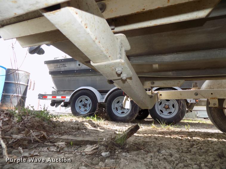 image for item DZ9684 1993 Munson WP boat