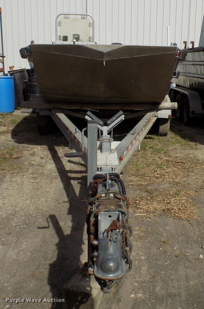 image for item DZ9685 2006 Lifetyme boat