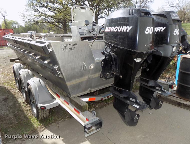 image for item DZ9685 2006 Lifetyme boat