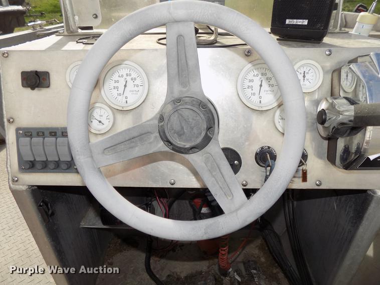 image for item DZ9685 2006 Lifetyme boat