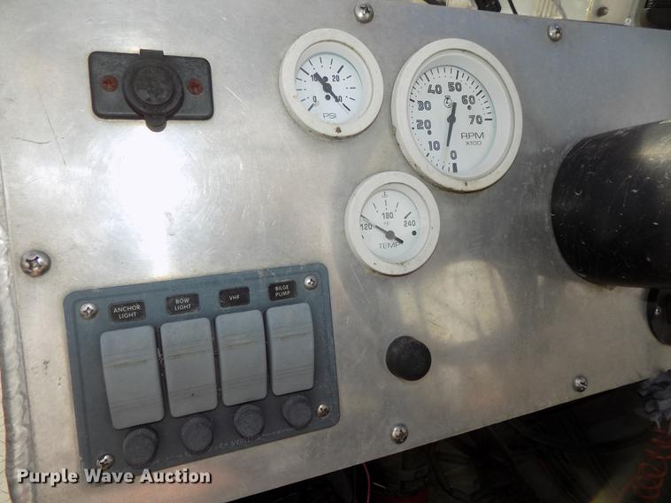 image for item DZ9685 2006 Lifetyme boat