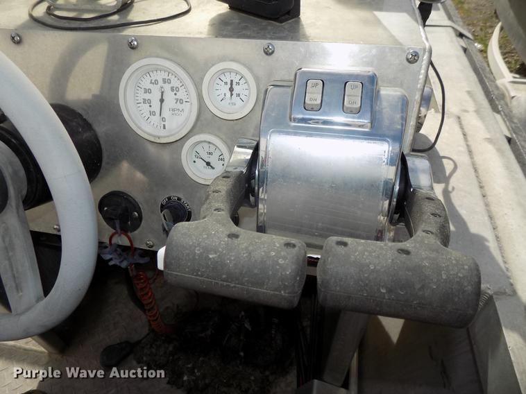 image for item DZ9685 2006 Lifetyme boat