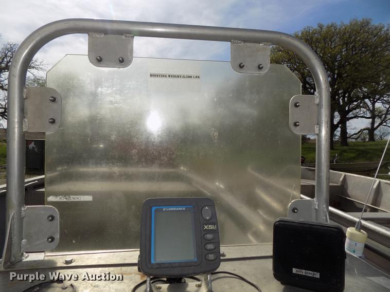 image for item DZ9685 2006 Lifetyme boat