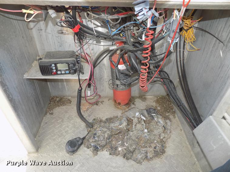 image for item DZ9685 2006 Lifetyme boat