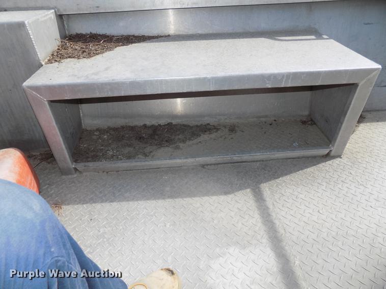 image for item DZ9685 2006 Lifetyme boat