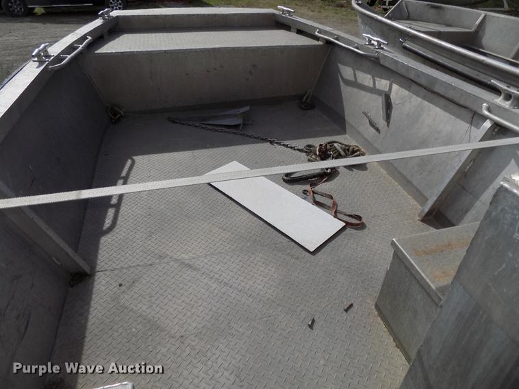 image for item DZ9685 2006 Lifetyme boat