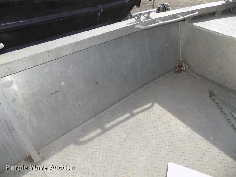 image for item DZ9685 2006 Lifetyme boat