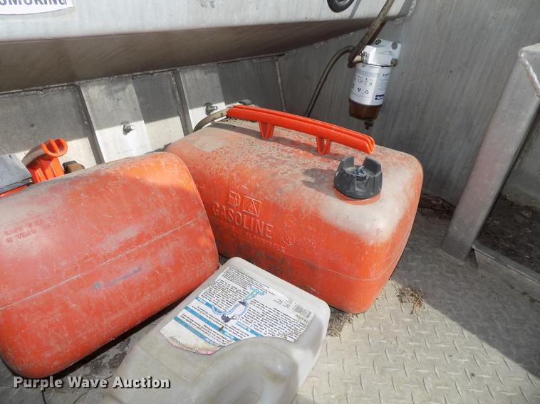 image for item DZ9685 2006 Lifetyme boat