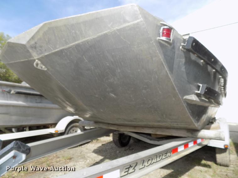 image for item DZ9685 2006 Lifetyme boat