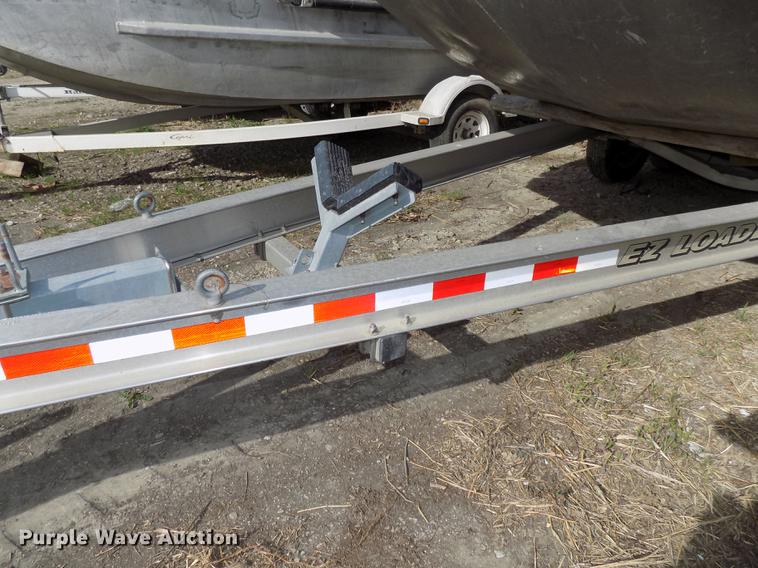 image for item DZ9685 2006 Lifetyme boat