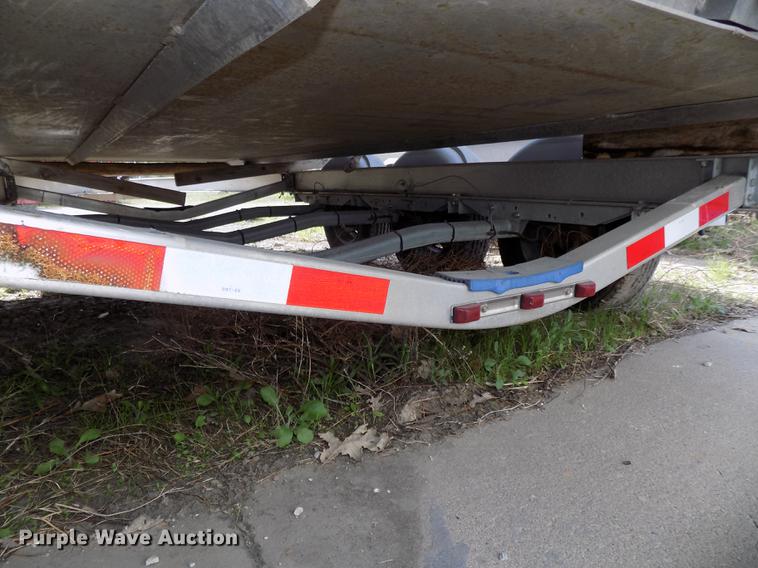 image for item DZ9685 2006 Lifetyme boat