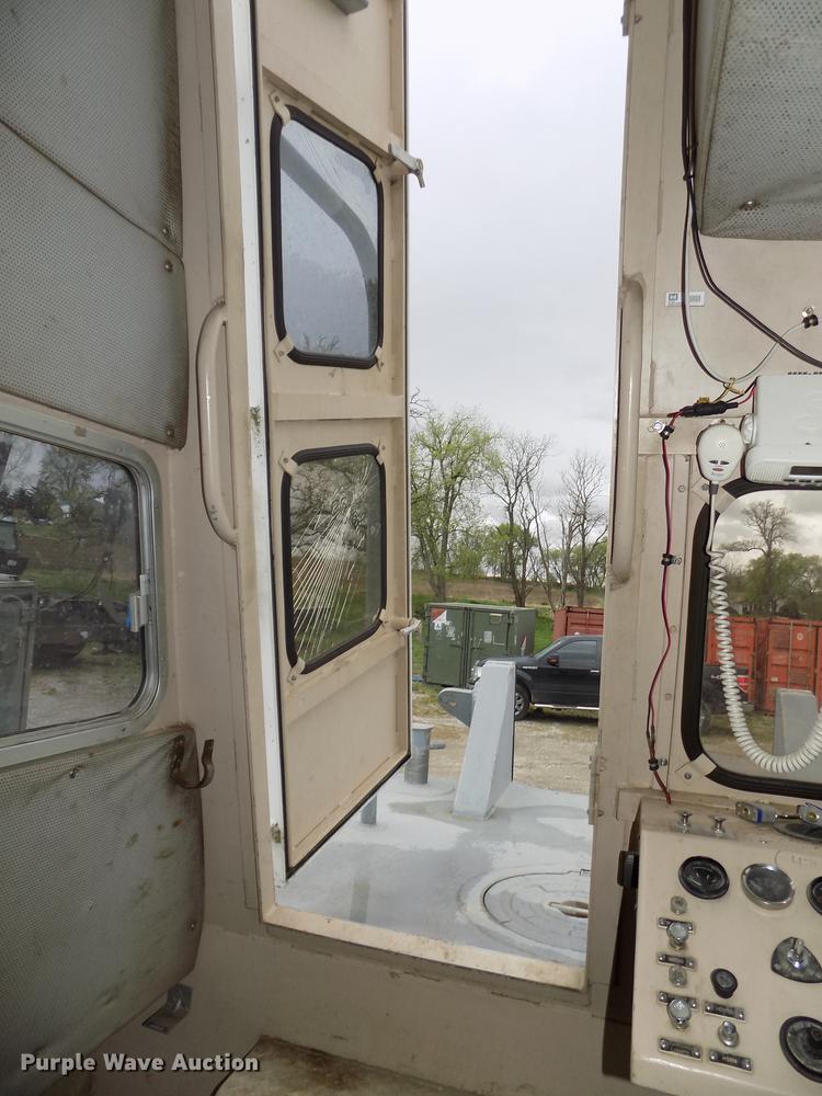 image for item DZ9687 1989 Sea Ark dredging crew boat