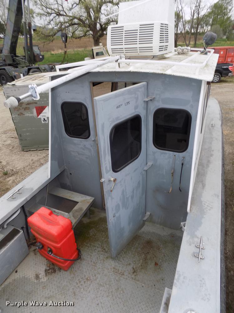 image for item DZ9687 1989 Sea Ark dredging crew boat