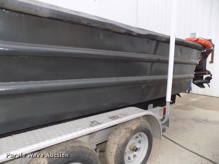 image for item DZ9687 1989 Sea Ark dredging crew boat