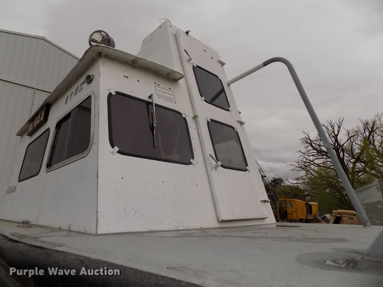 image for item DZ9687 1989 Sea Ark dredging crew boat